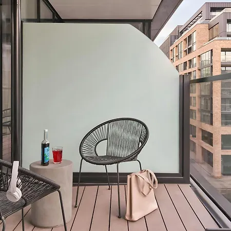 Sonder By Marriott Bonvoy Britain Quay Apartments Grand Canal Square Dublin Exterior photo