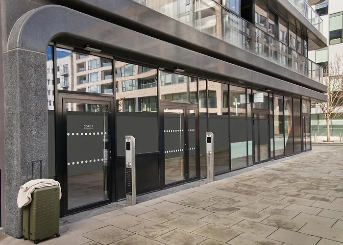 Sonder At Britain Quay